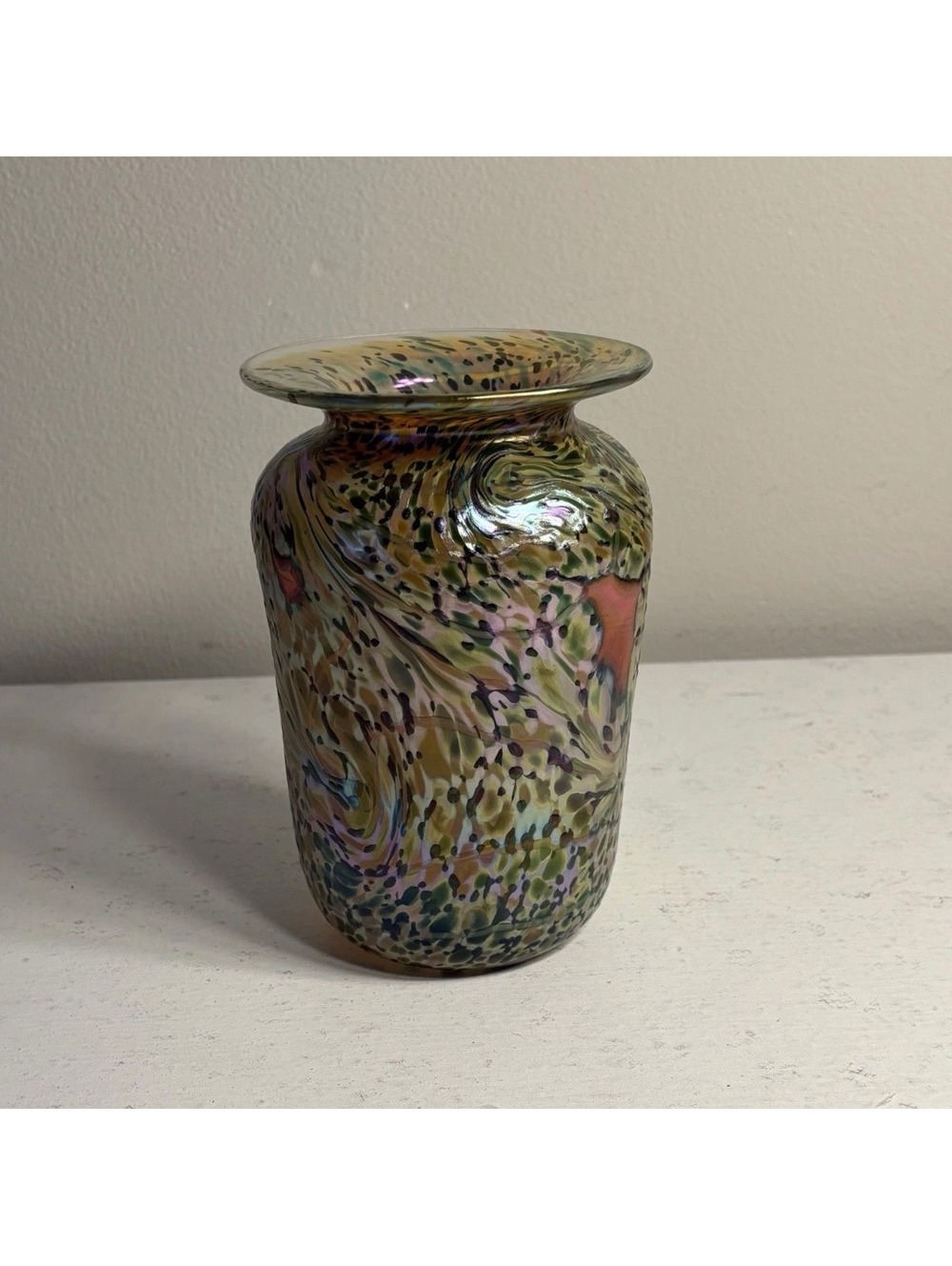 Rick Hunter Iridescent Heavy Texture Art Glass Vase 6 Tall signed